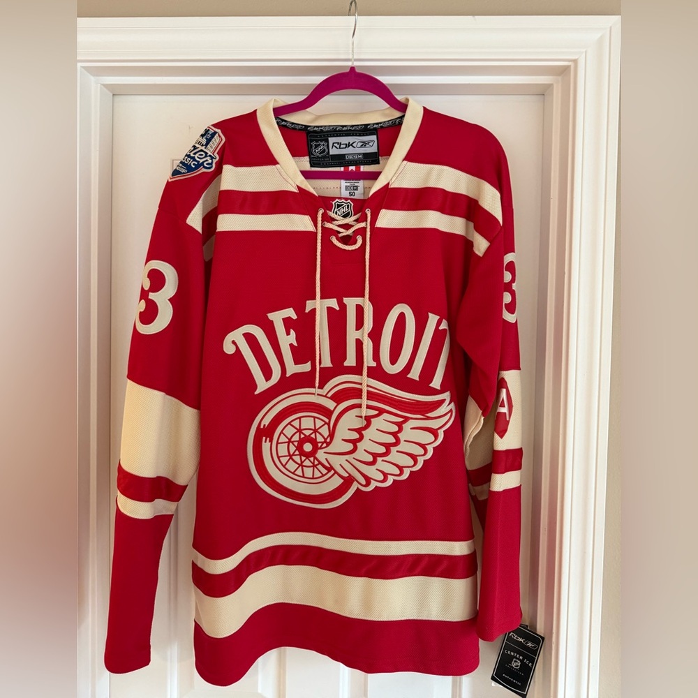 NHL 2014 Winter Classic Red Wings Pavel Datsyuk Reebok jersey size 50